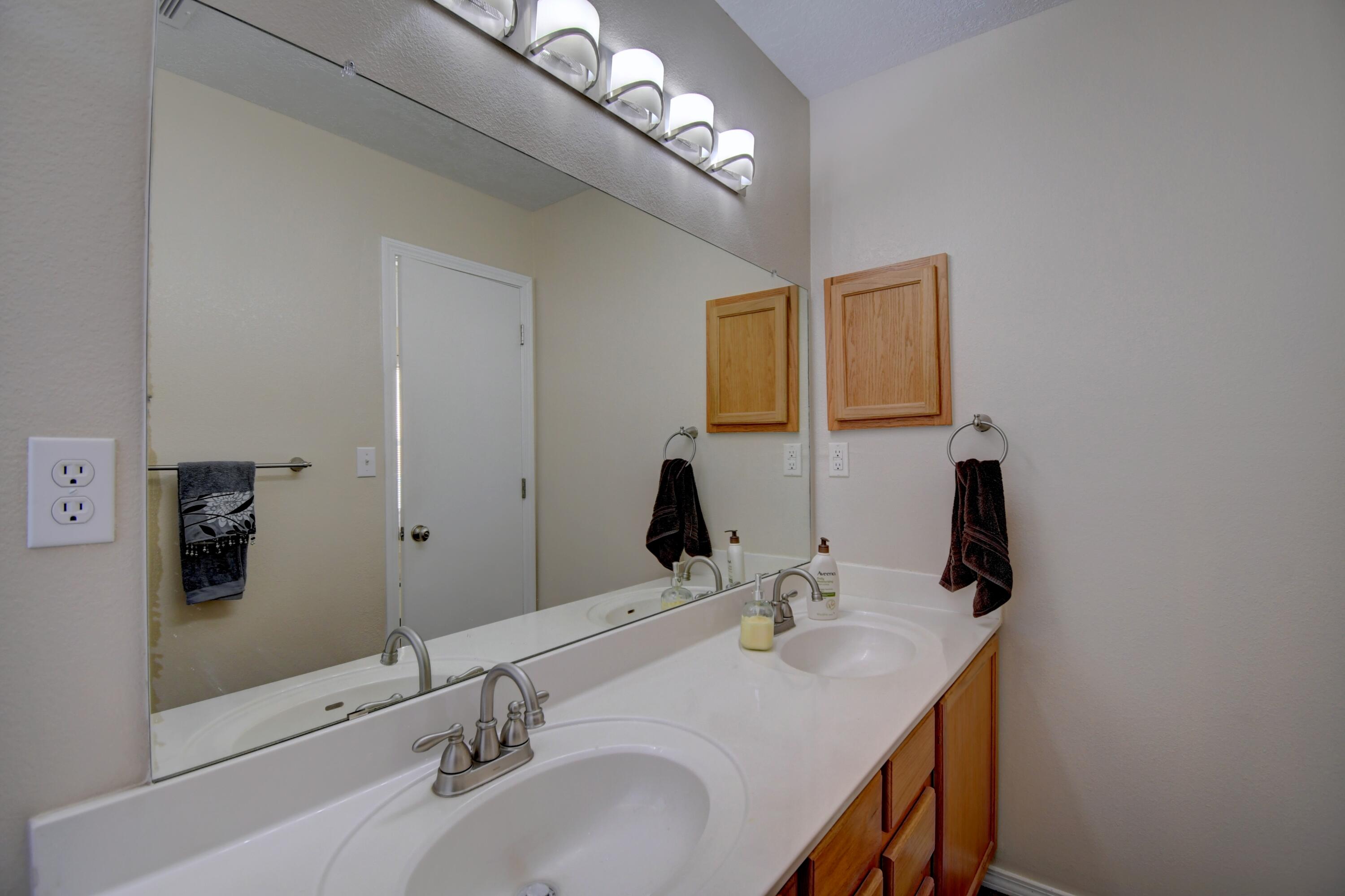 1635 Costilla Road, Rio Rancho, New Mexico image 8