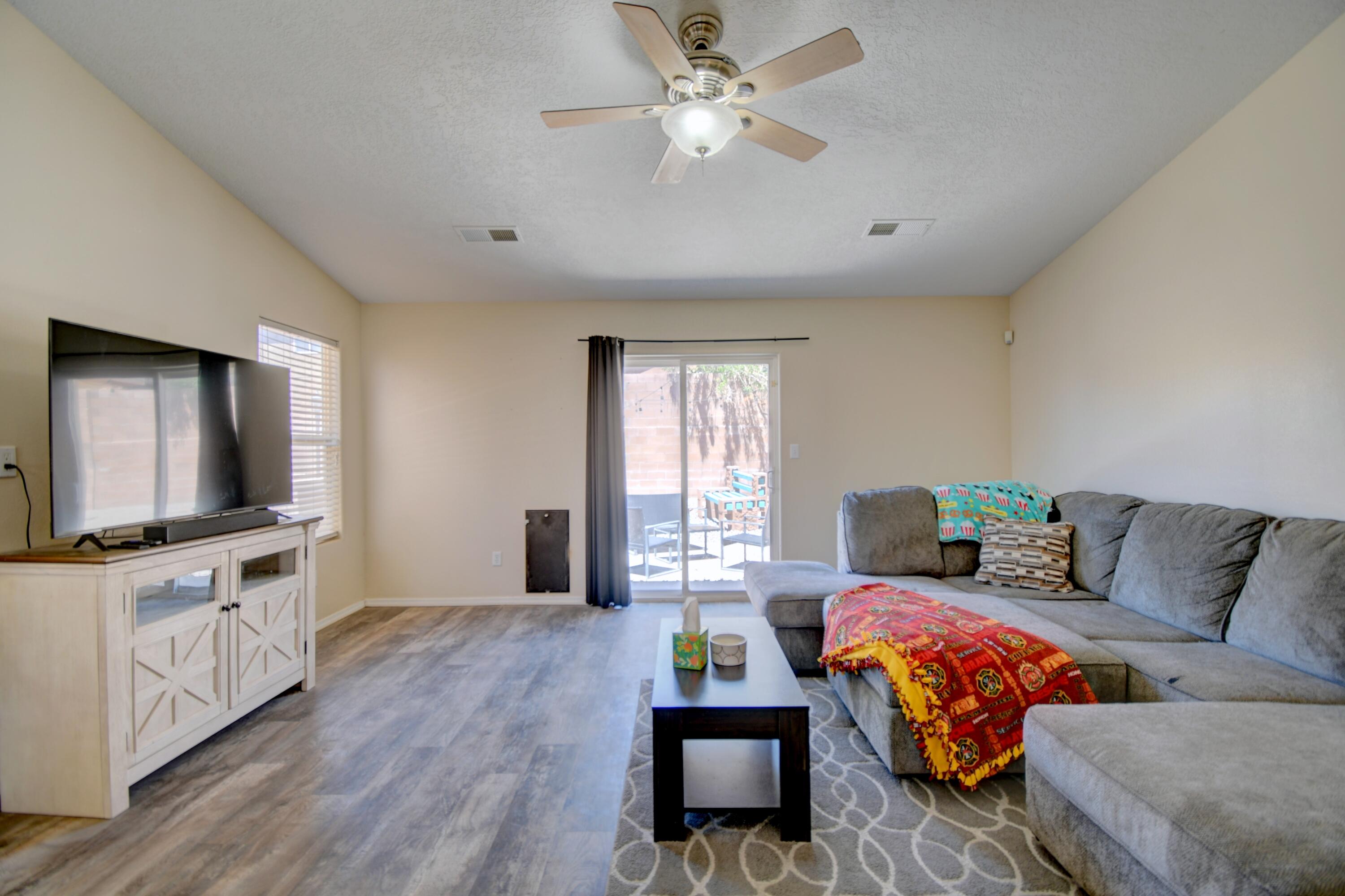 1635 Costilla Road, Rio Rancho, New Mexico image 2