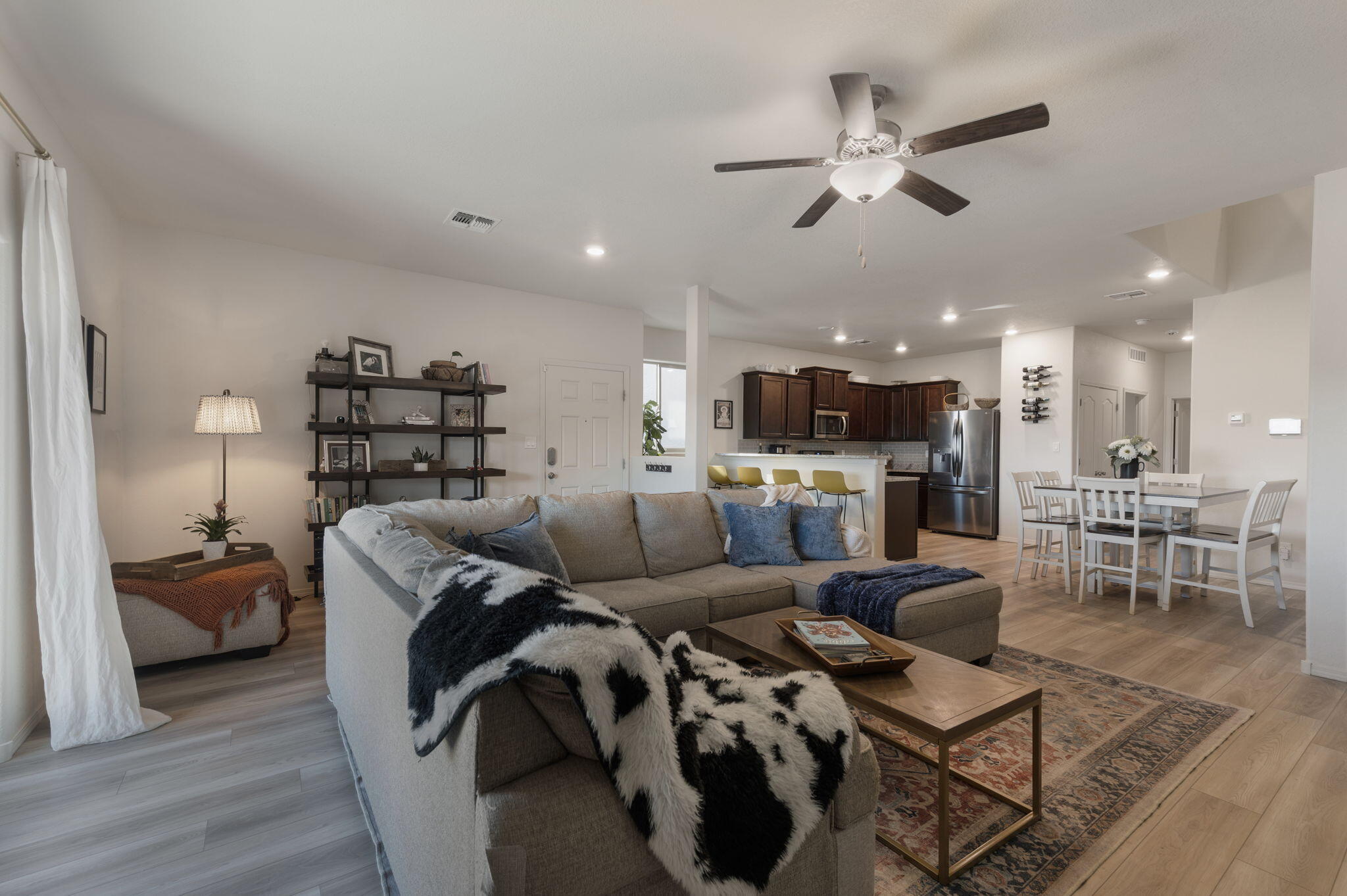 1616 Domino Drive SE