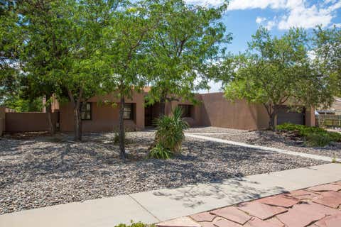 Photo of 5617 Cometa Court NE, Albuquerque, NM 87111 (MLS # 1108986)