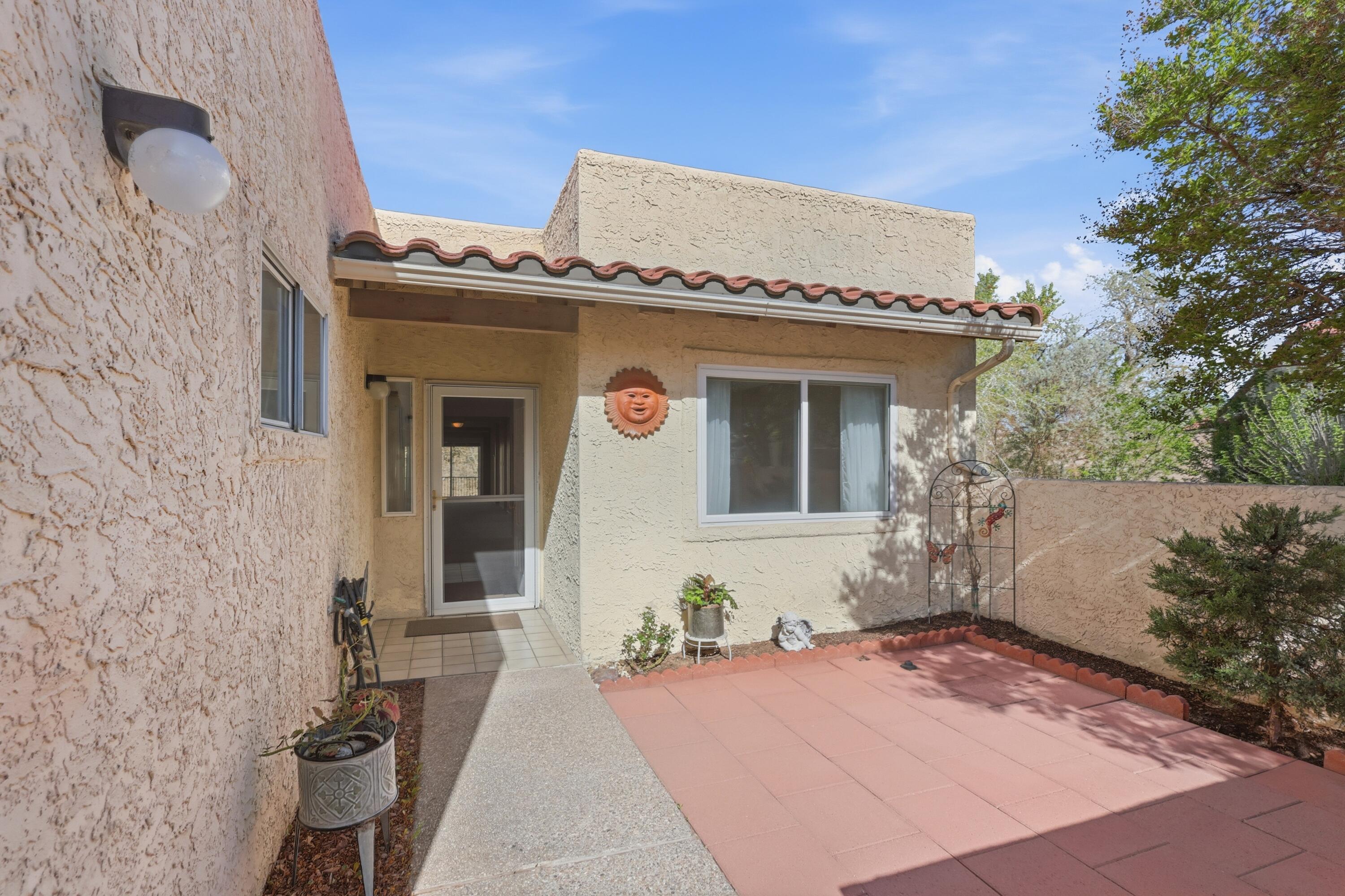 616 Eastlake Drive SE