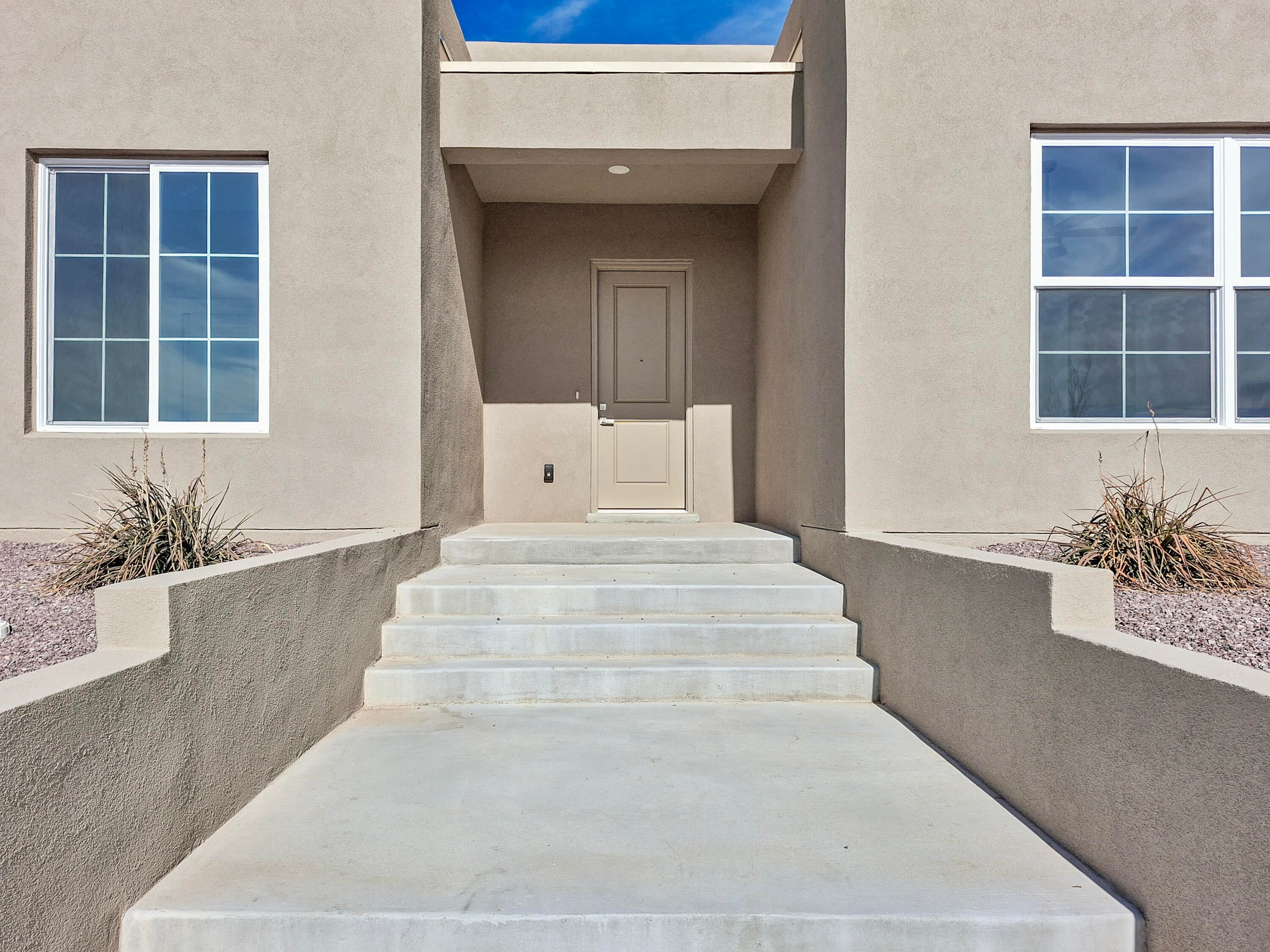 21 Flower Garland Road