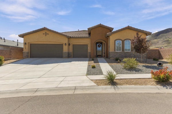 620 RIO CHAMA CIR SW, LOS LUNAS, NM 87031 - Image d40606069fe7ace9033fdf8a3ff68e9d/986879206