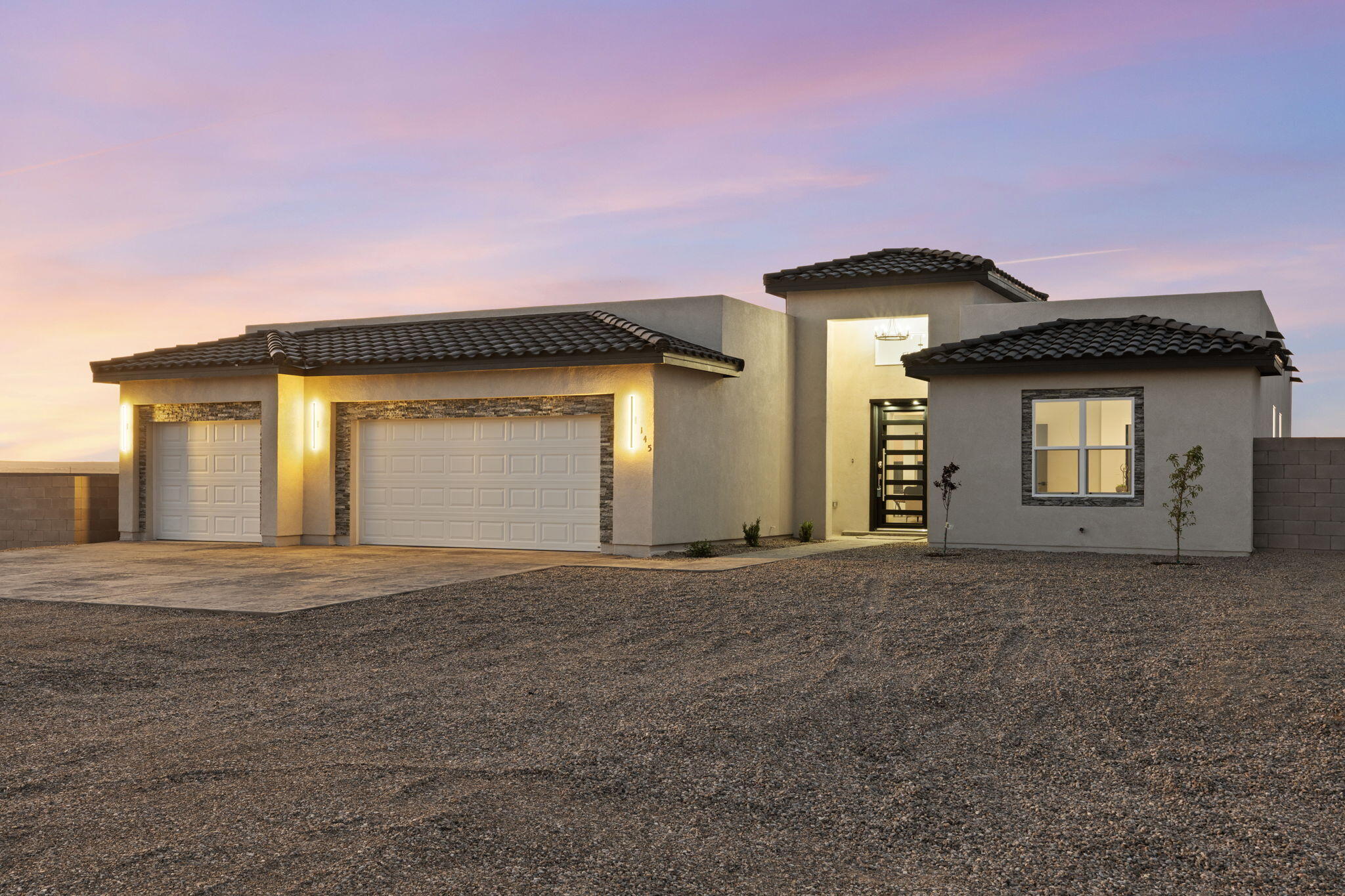 145 10th Avenue, Rio Rancho, New Mexico image 1
