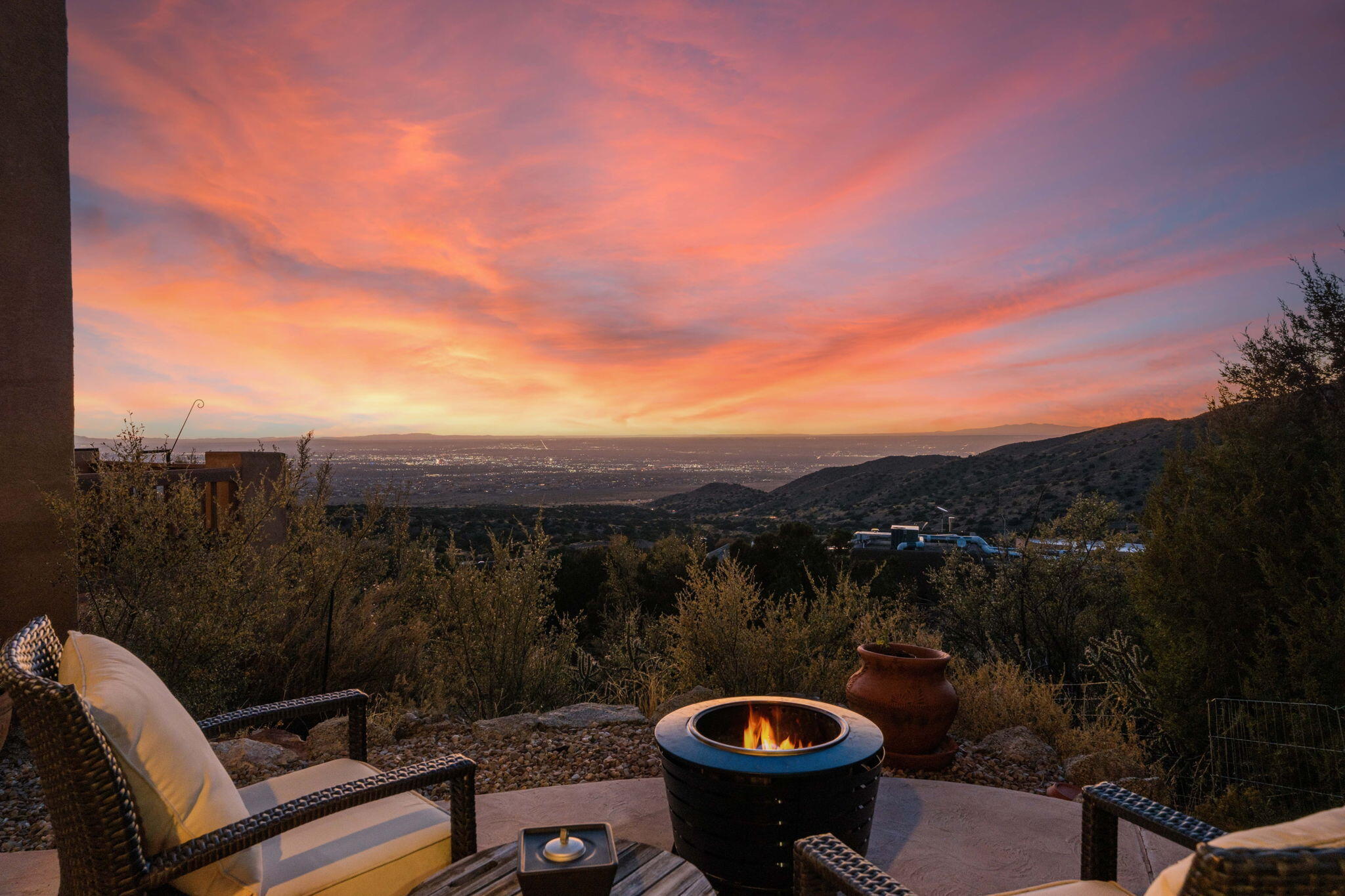 18 Tierra Monte Street NE