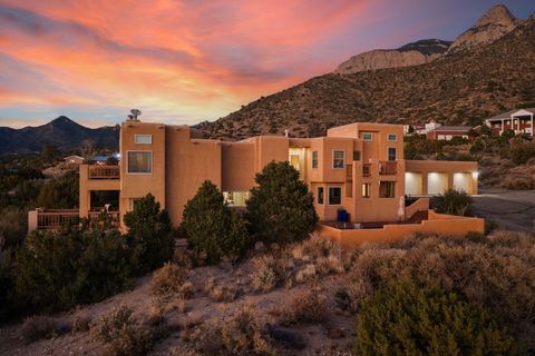 Photo of 18 Tierra Monte Street NE, Albuquerque, NM 87122 (MLS # 1096659)