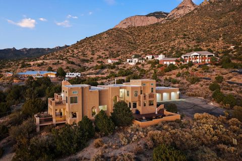 Photo of 18 Tierra Monte Street NE, Albuquerque, NM 87122 (MLS # 1096659)