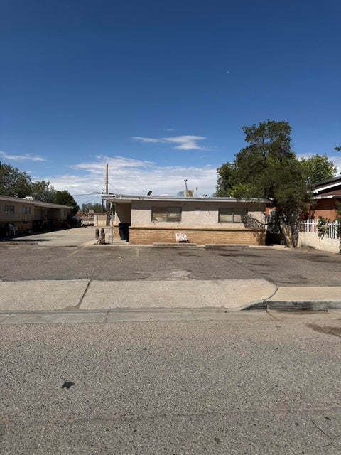 Multifamily For Sale - 411 Virginia Street<br/> Albuquerque, NM 87108