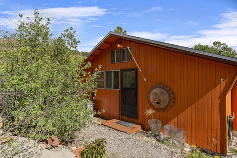 Photo of 185 Redondo Road, Jemez Springs, NM 87025 (MLS # 1112137)