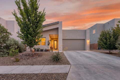 Homes For Sale - 1561 Corta Cantera<br/> Los Lunas, NM 87031