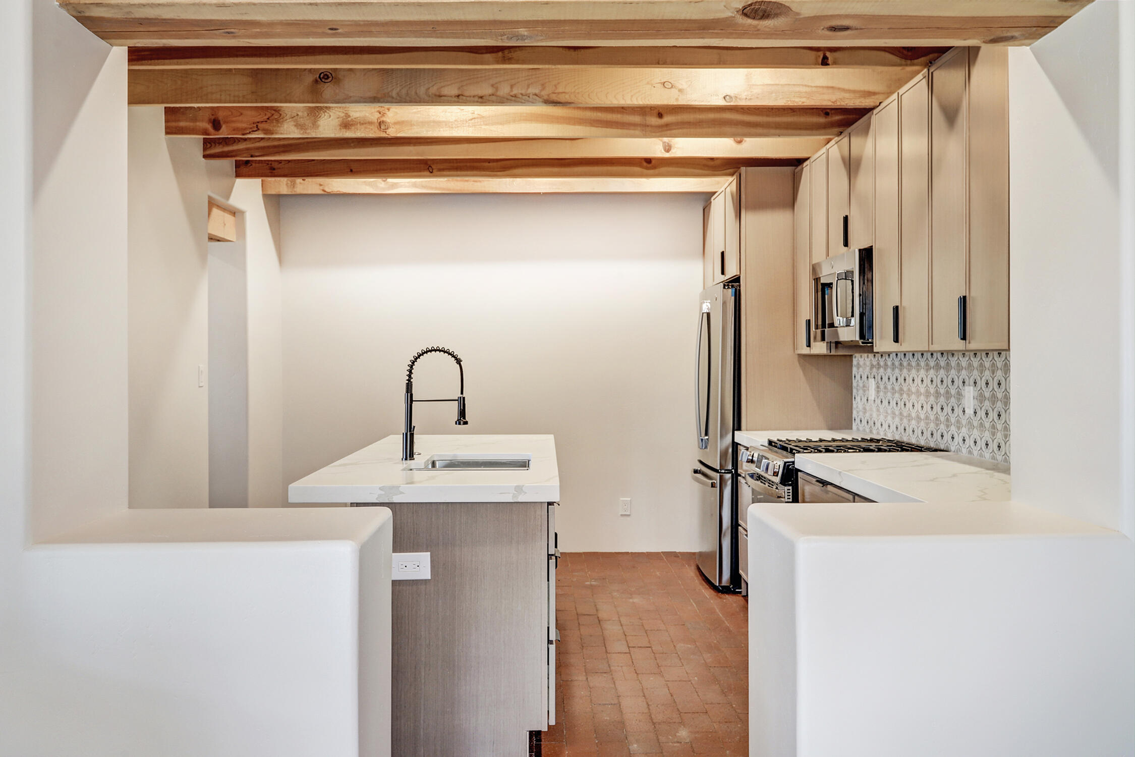 3100 Los Anayas Road NW