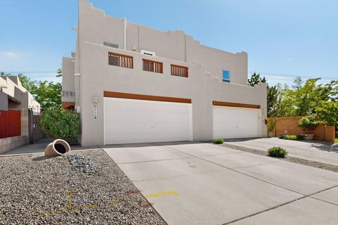 Photo of 4736 Spanish Sun Avenue NE, Albuquerque, NM 87110 (MLS # 1102742)
