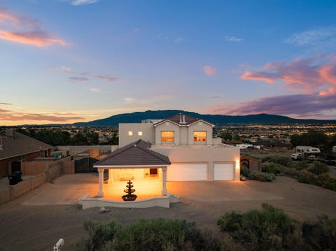 Homes For Sale - 1584 14th Street<br/> Rio Rancho, NM 87124