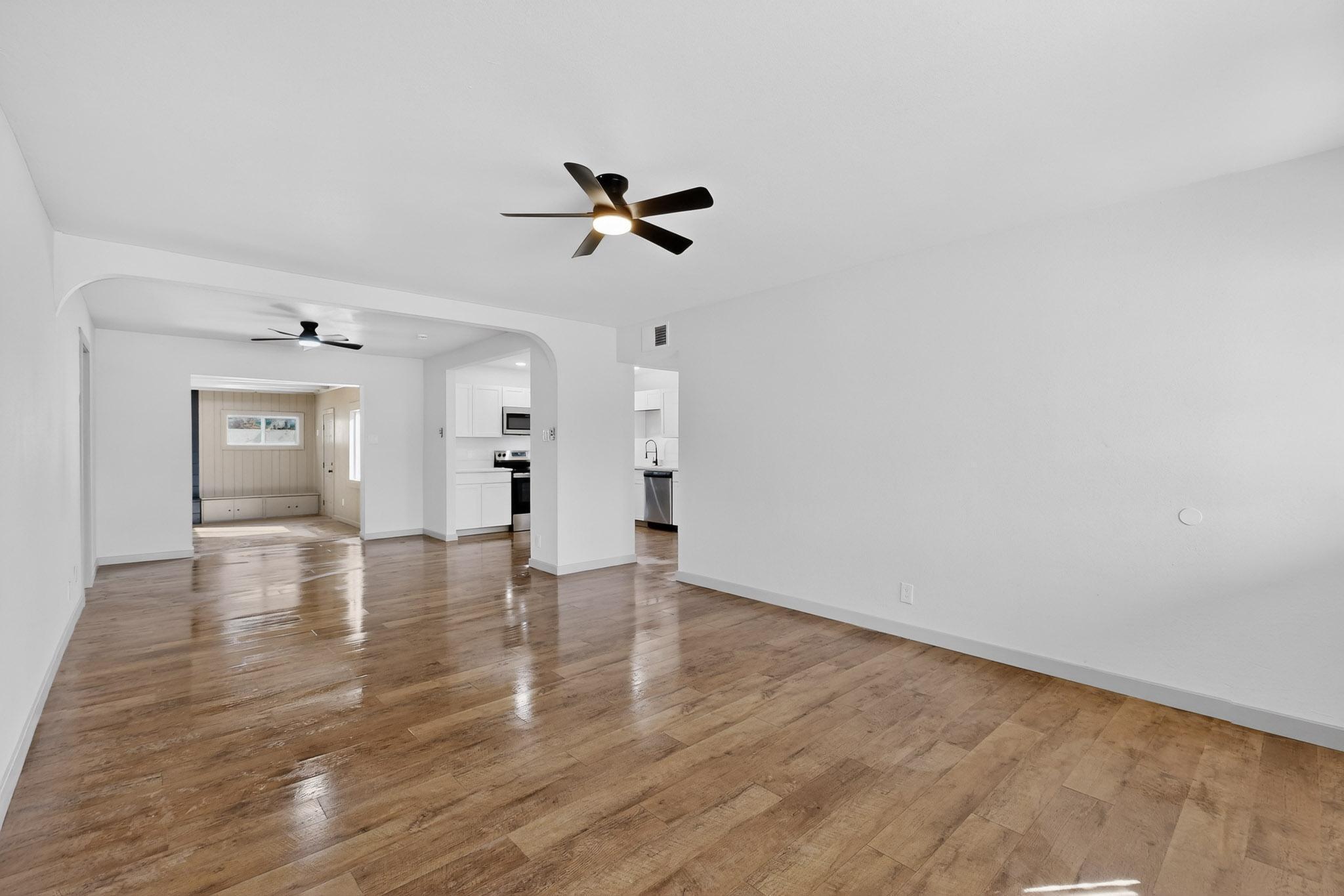 2032 Vermont Street NE