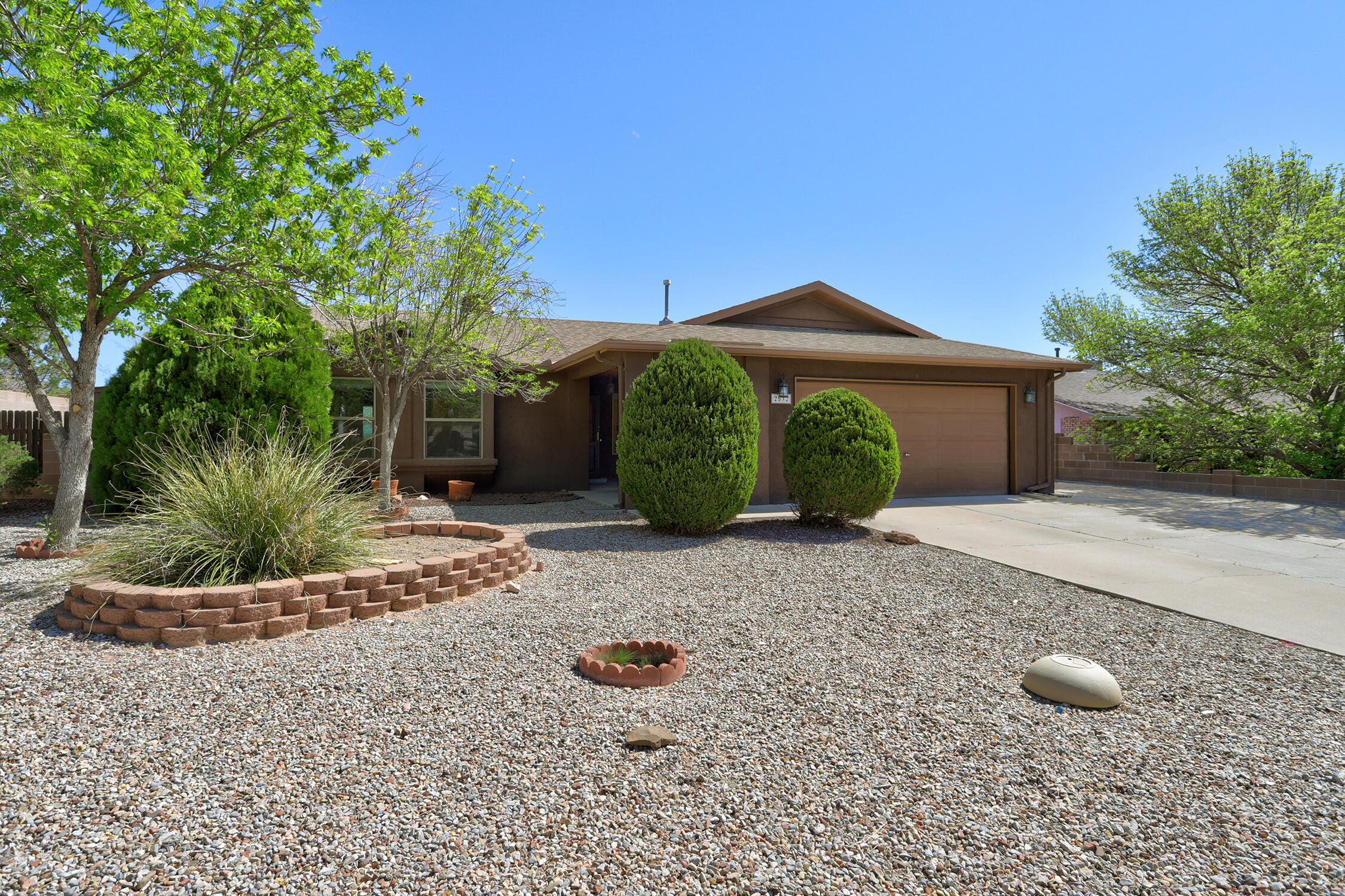 2532 Wheeler Peak Drive, Rio Rancho, New Mexico image 1