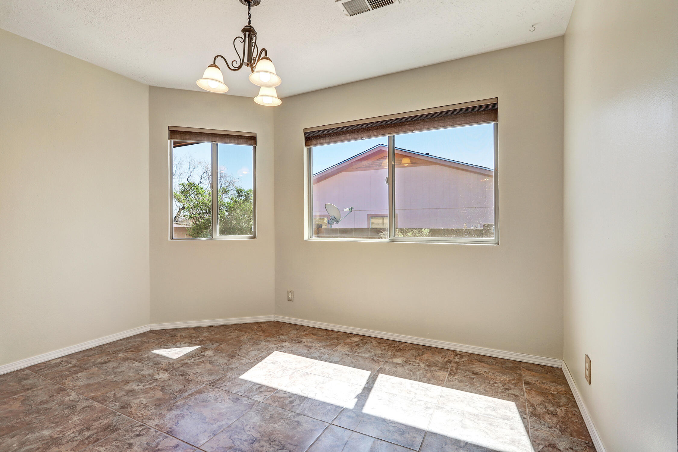 2532 Wheeler Peak Drive, Rio Rancho, New Mexico image 9