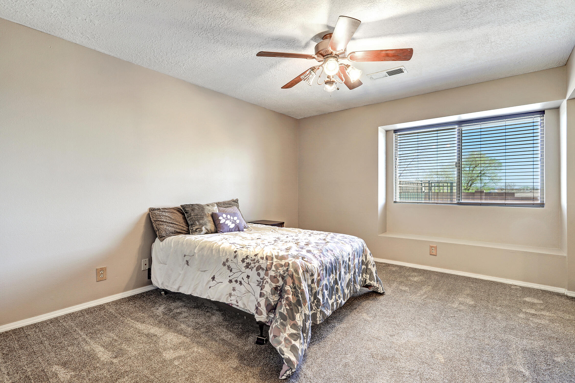 2532 Wheeler Peak Drive, Rio Rancho, New Mexico image 11