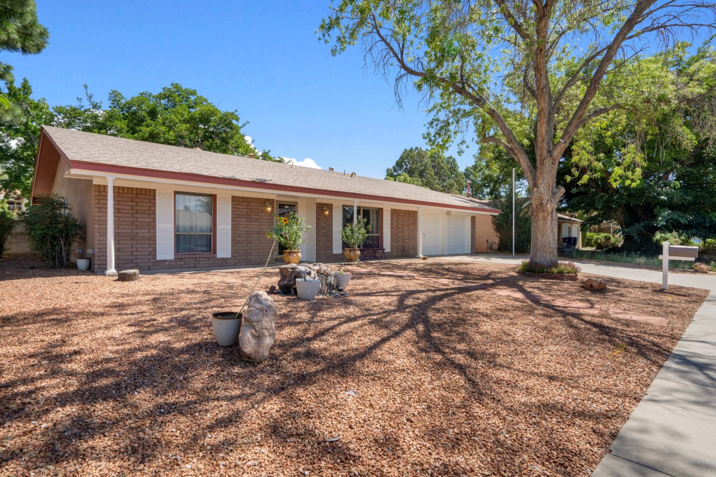 4612 SHERWOOD Street NE