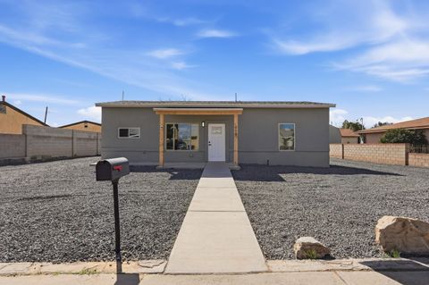 Photo of 110 Tyrone Avenue NW, Albuquerque, NM 87107 (MLS # 1099604)