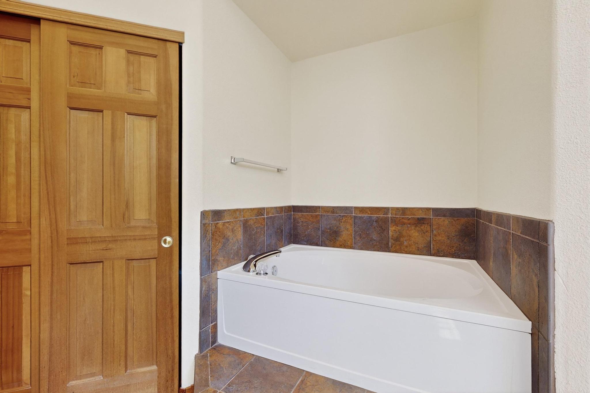 9200 Palomas Avenue, Albuquerque, New Mexico image 39