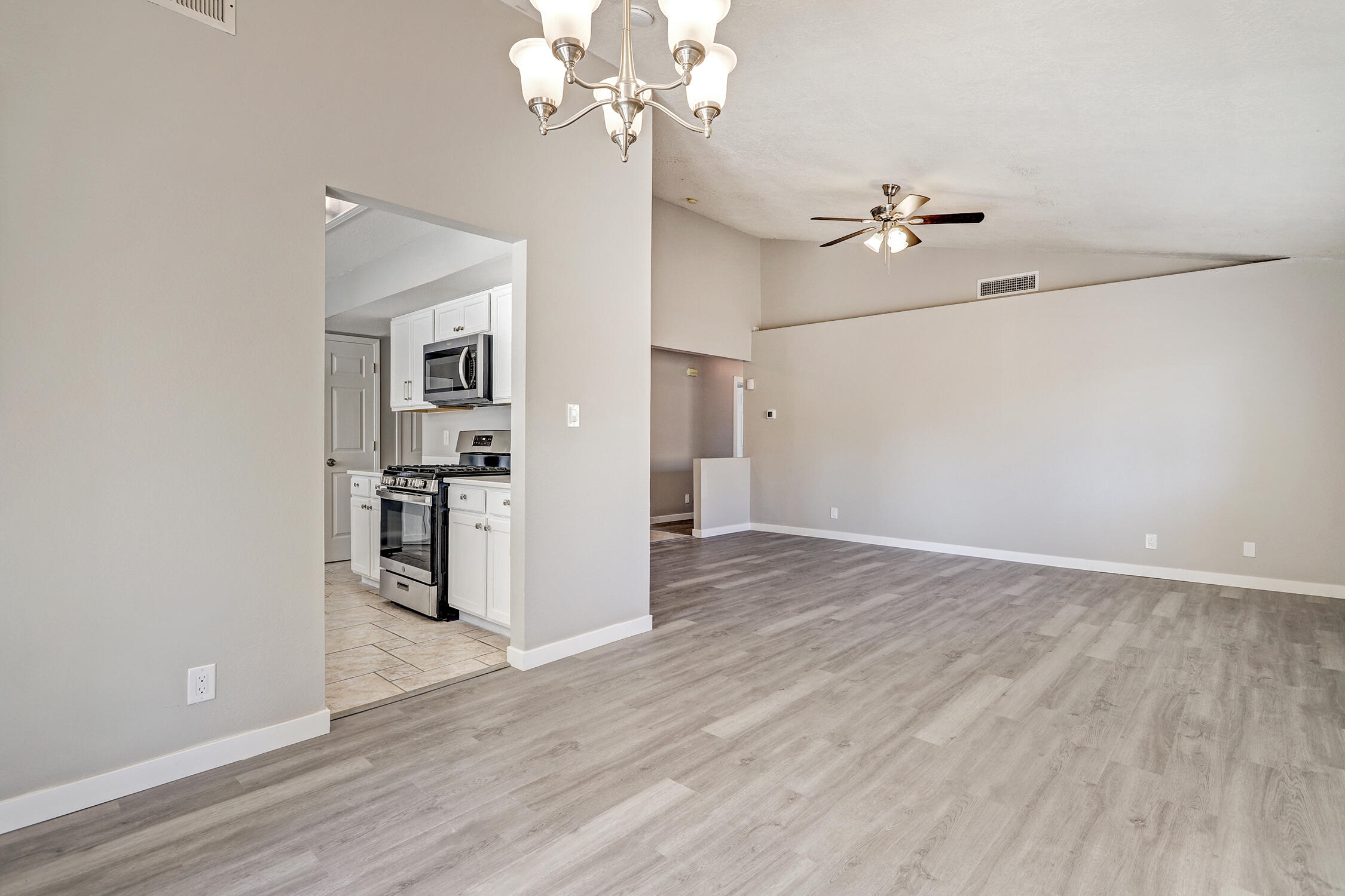 4584 Platinum Drive, Rio Rancho, New Mexico image 8