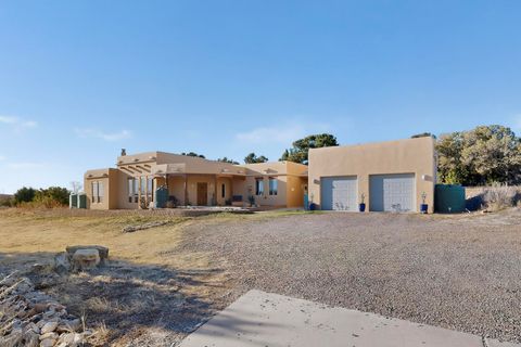 Photo of 6 Naomi Drive, Tijeras, NM 87059 (MLS # 1100240)