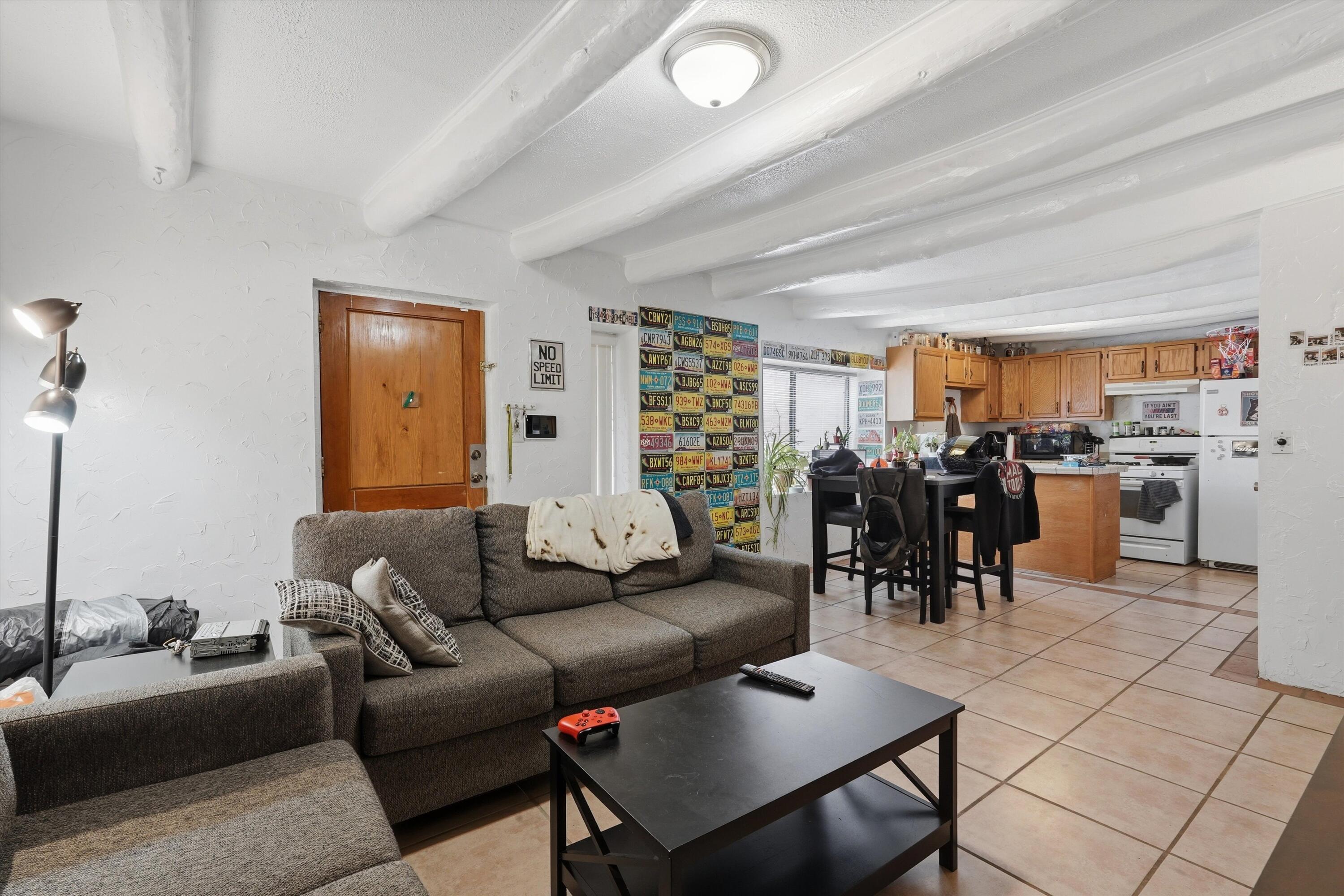 325 San Andres Avenue NW