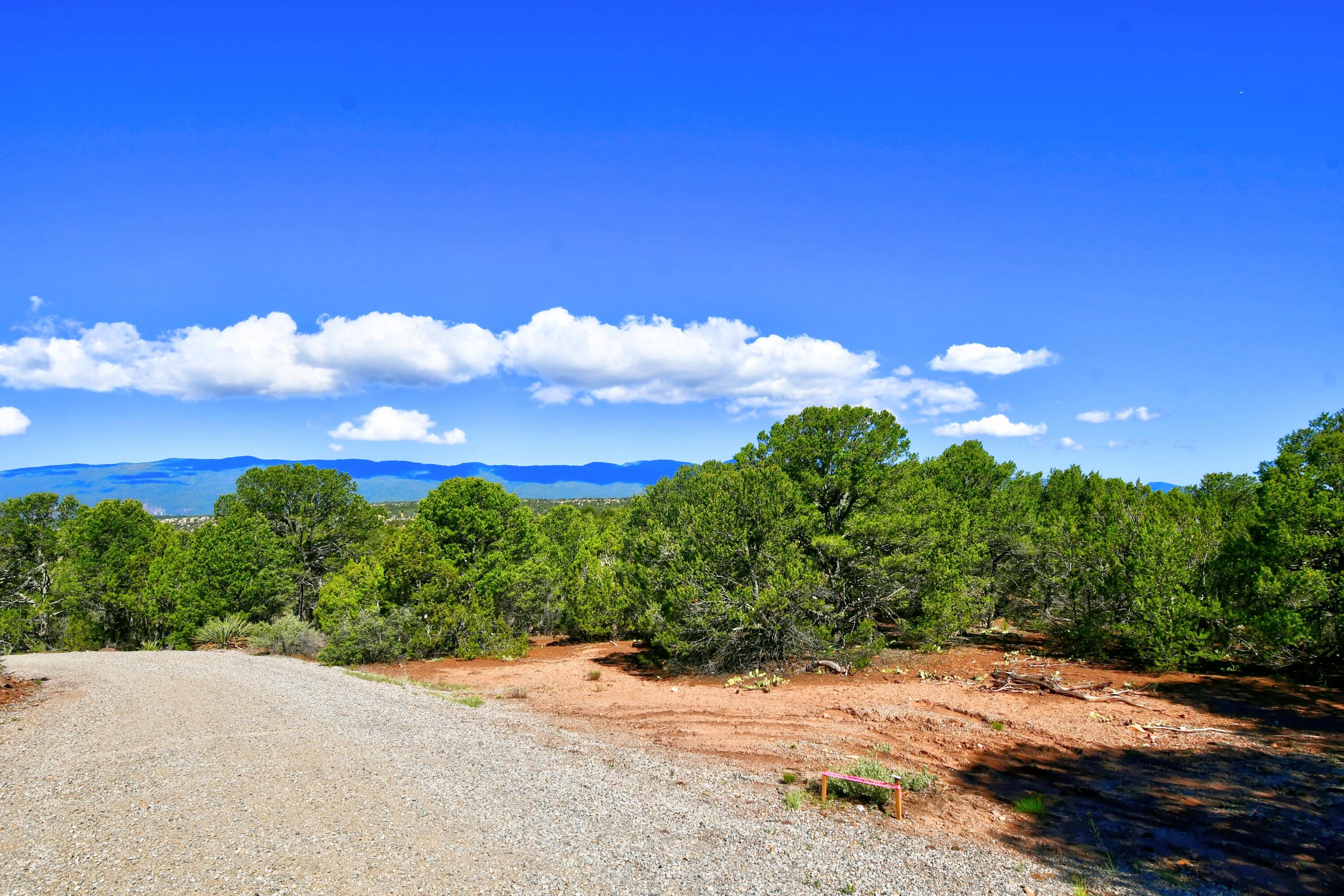 View Tijeras, NM 87059 property