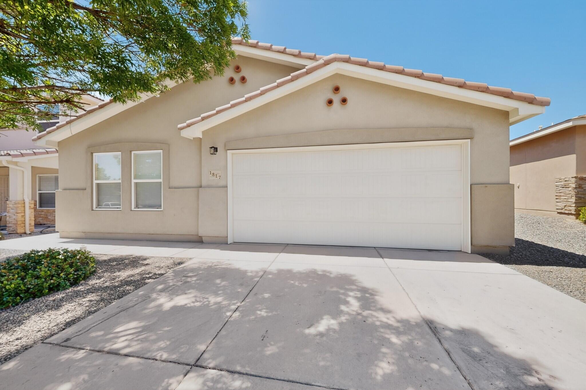 1317 Maple Meadows Drive NE