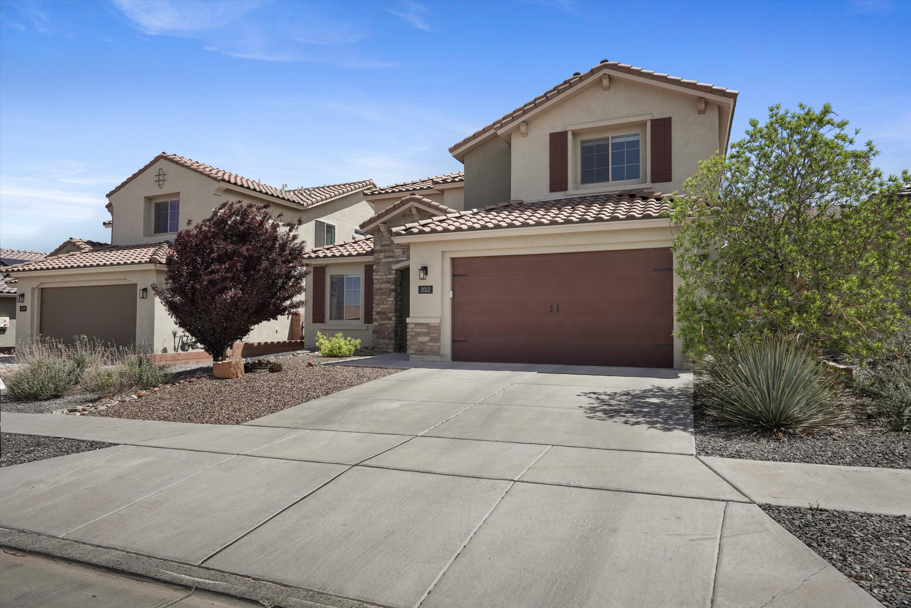 2012 White Dove Street SE