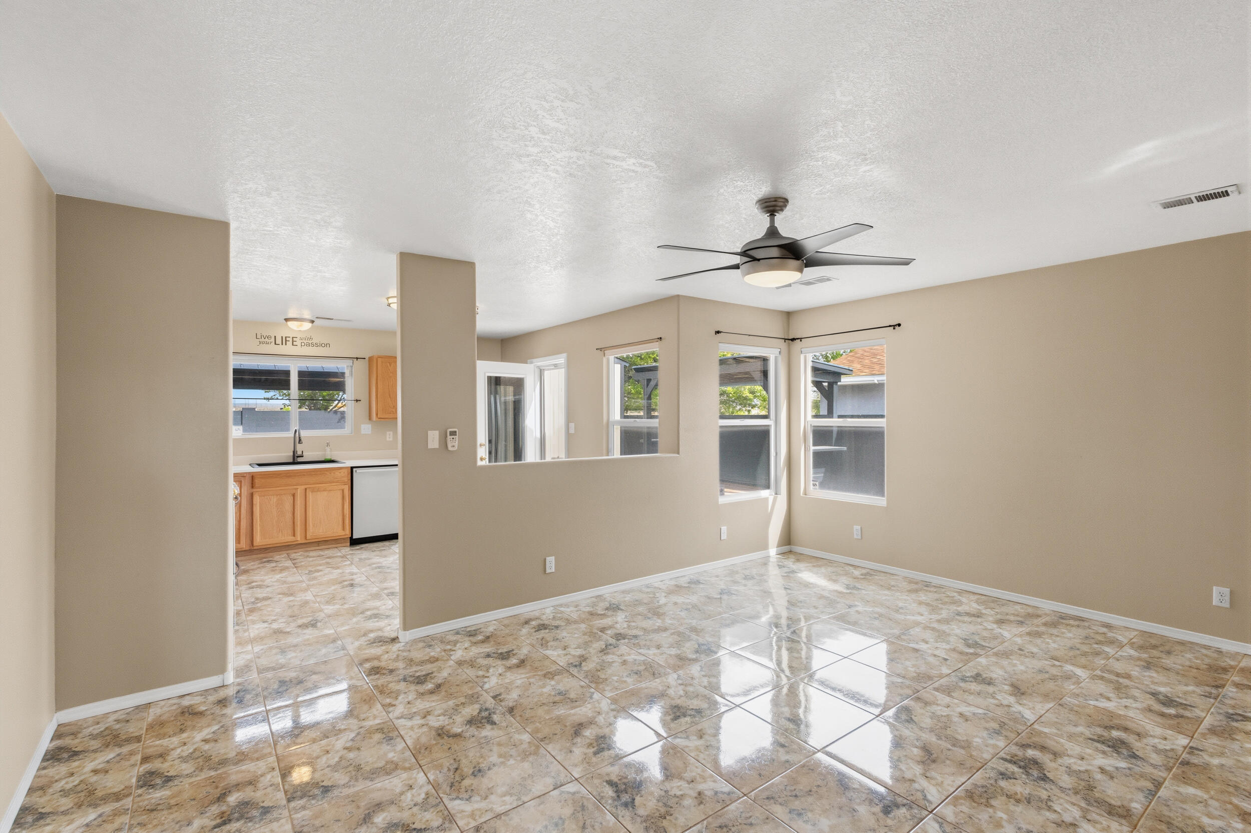 463 Burton Meadows Drive NE