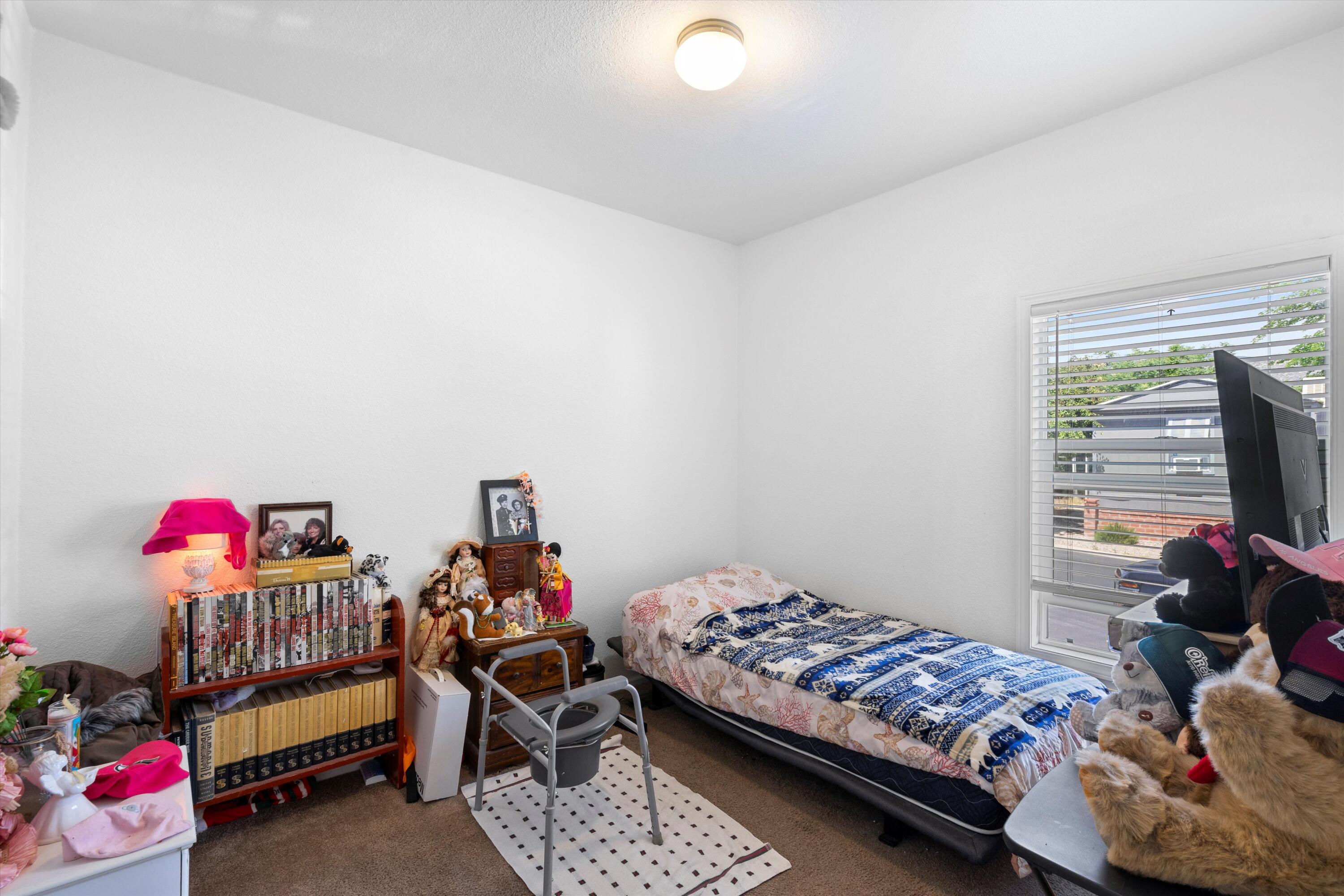625 Fox Lane, Albuquerque, New Mexico image 10