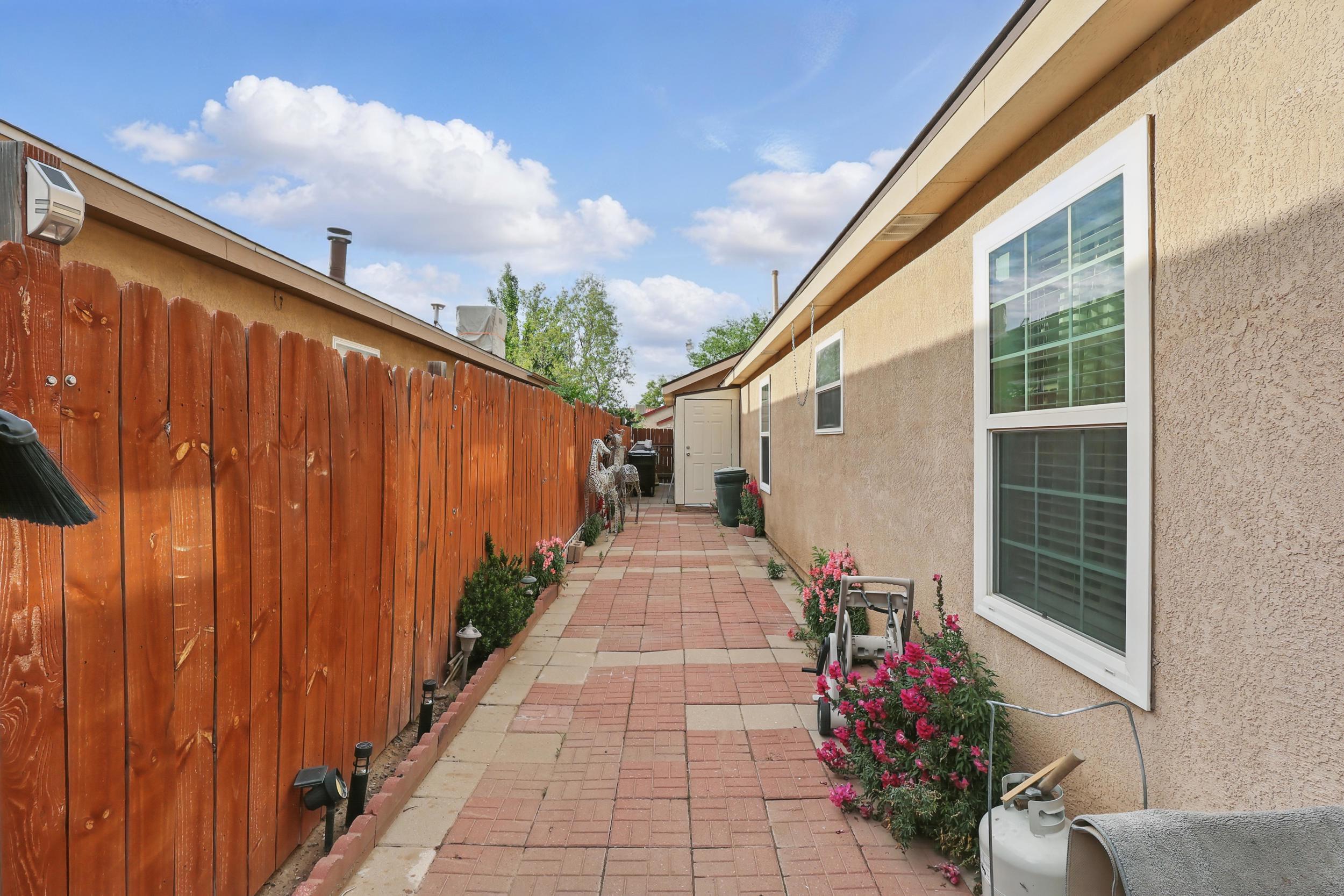 8930 Thor Road, Albuquerque, New Mexico image 41