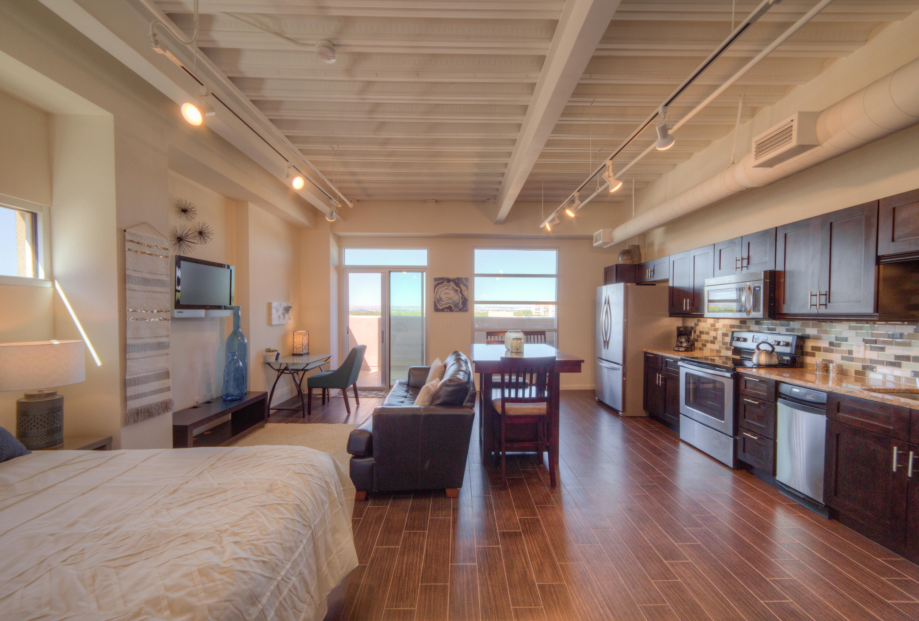 524 Central Avenue SW UNIT 607