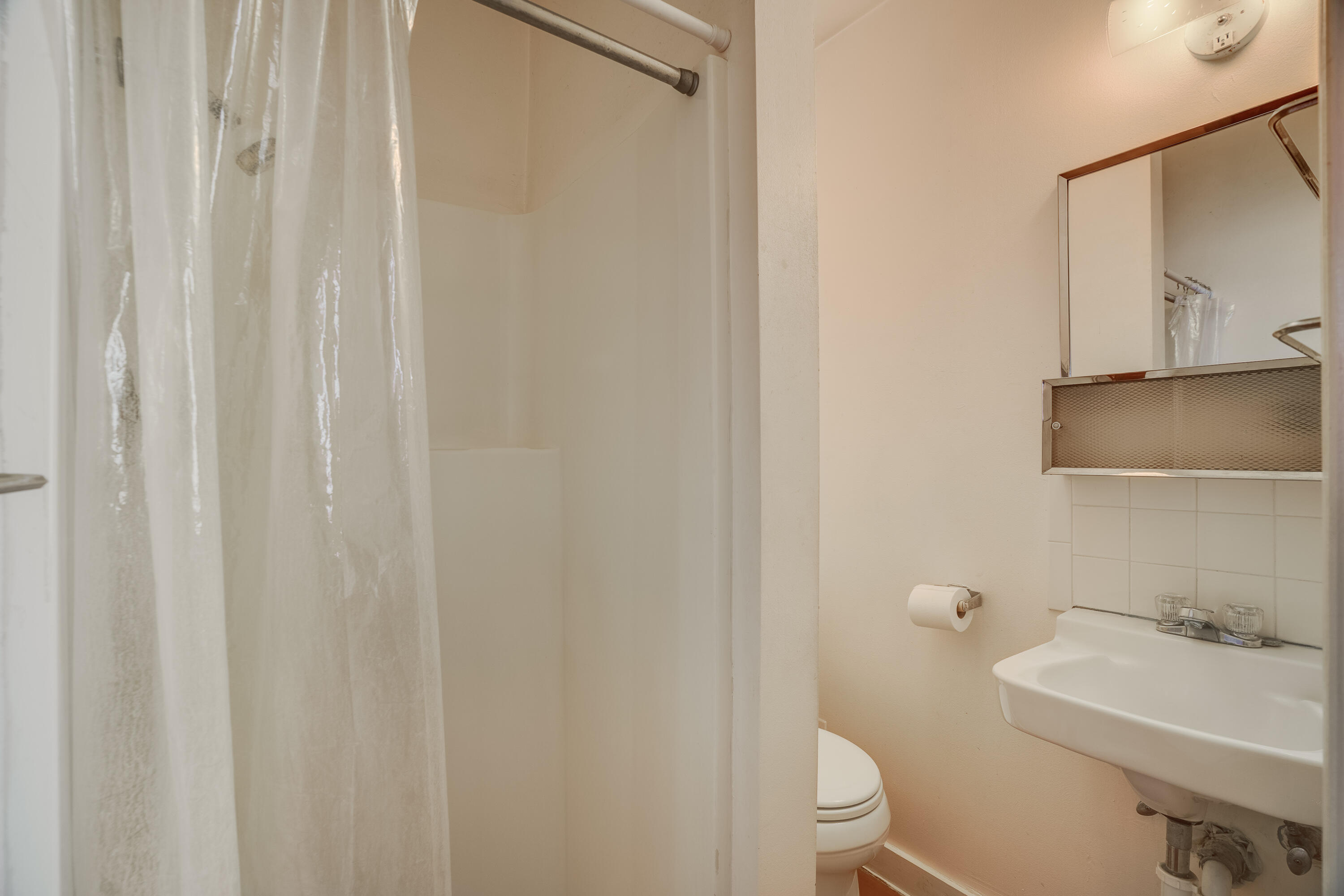 219 Solano Drive, Albuquerque, New Mexico image 17