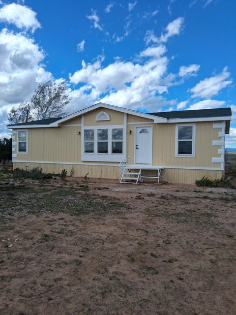 Photo of 125 Otero Road, Moriarty, NM 87035 (MLS # 1112997)