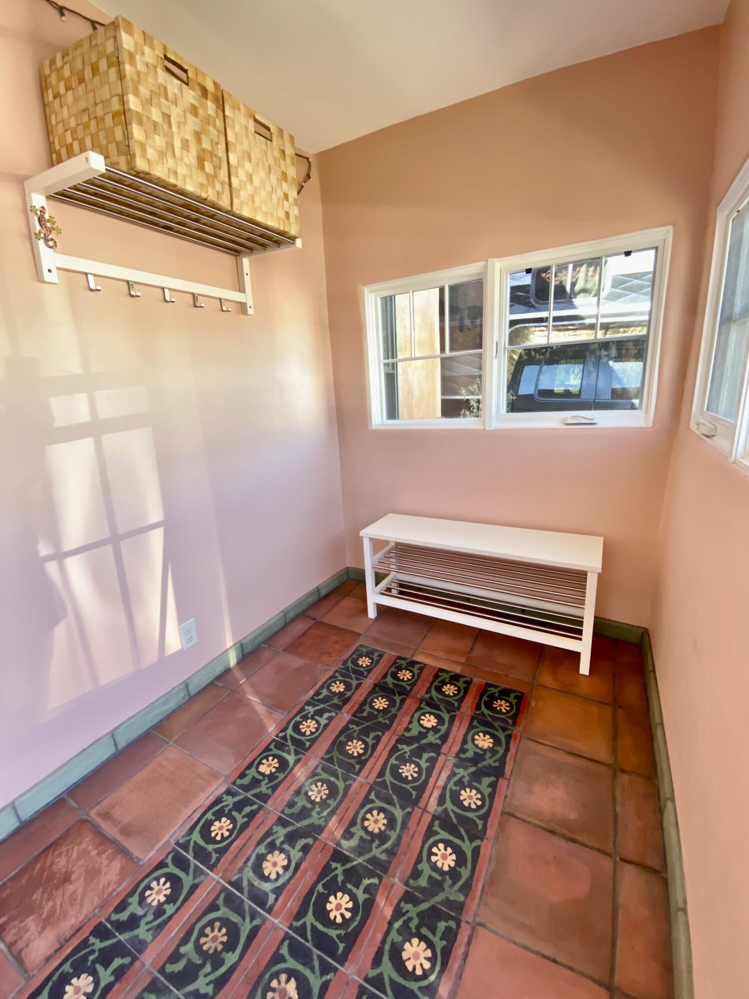 611 Keleher Avenue NW