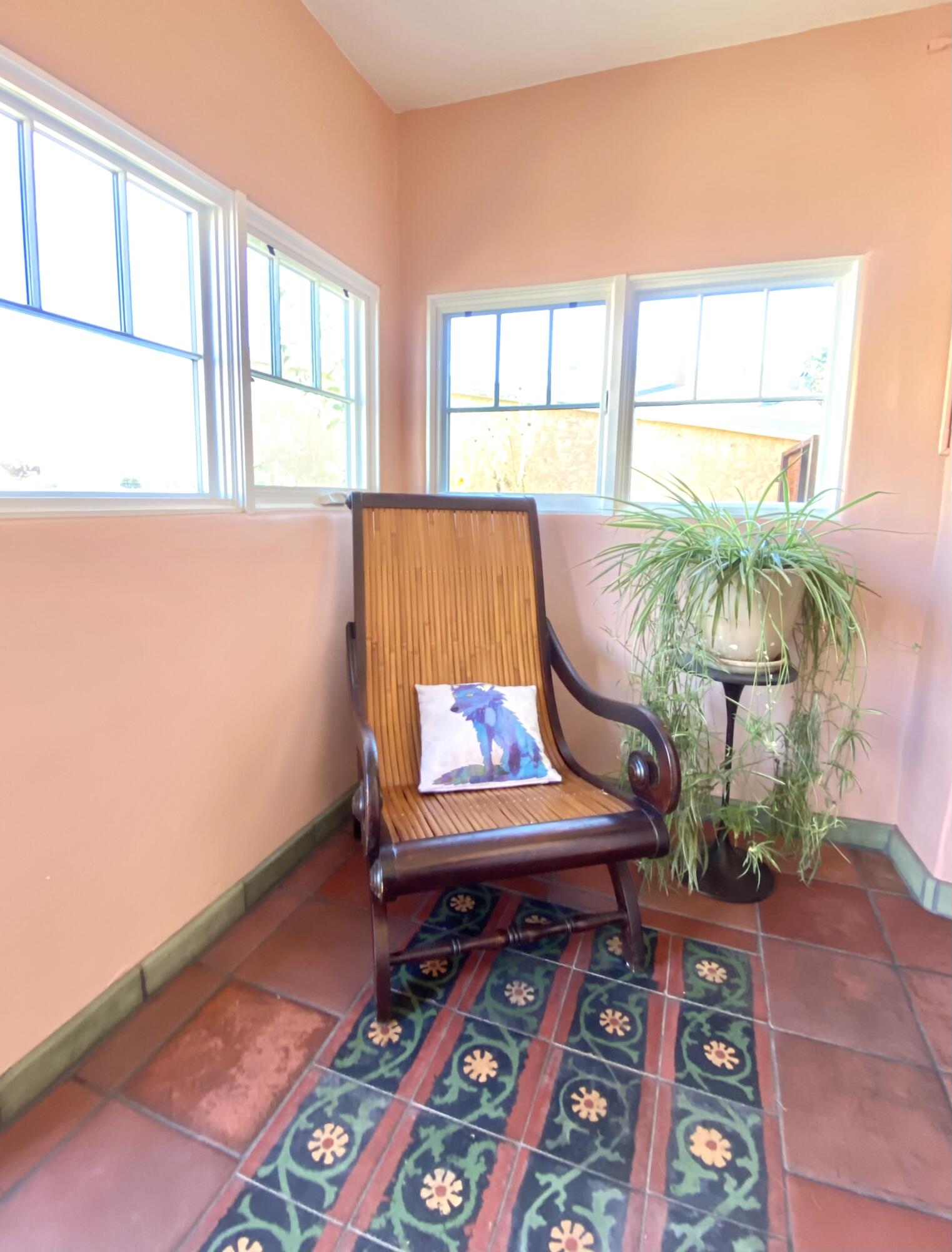 611 Keleher Avenue NW