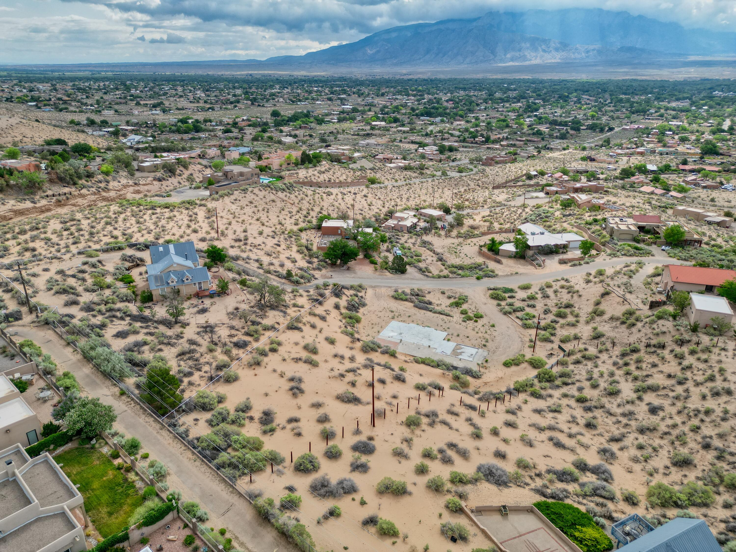 75 Calle Roja, Corrales, New Mexico image 36