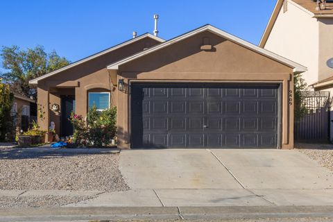 Photo of 9409 DESERT PINE Avenue SW, Albuquerque, NM 87121 (MLS # 1092605)