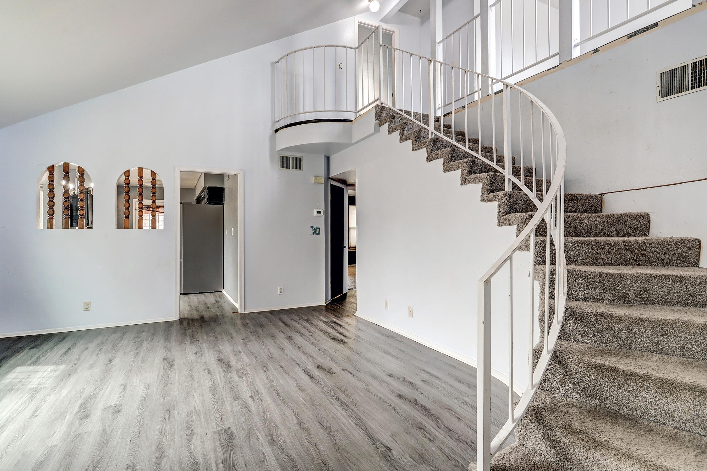 5319 Saratoga Drive NW