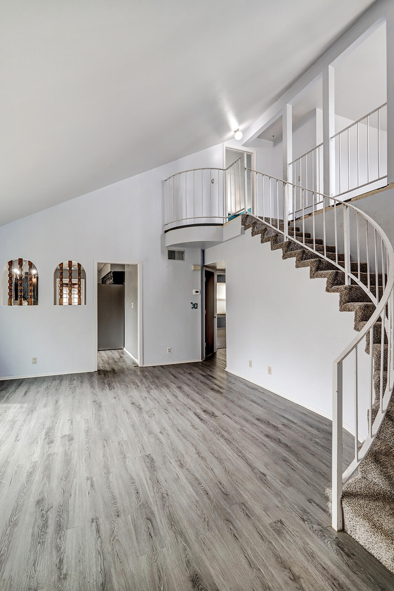 5319 Saratoga Drive NW