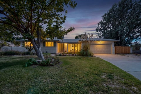 Homes For Sale - 6508 Dodd Place<br/> Albuquerque, NM 87110