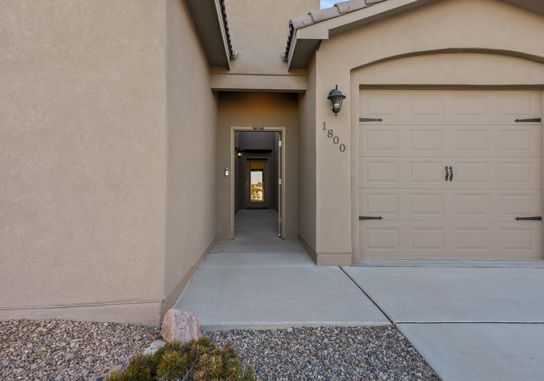 1800 BLANCA PEAK Trail NE