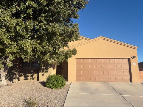 Photo of 1771 Camino Rustica SW, Los Lunas, NM 87031 (MLS # 1112003)