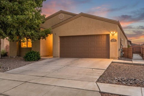 Photo of 1771 Camino Rustica SW, Los Lunas, NM 87031 (MLS # 1112003)