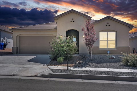 Photo of 9105 Cambrils Drive NW, Albuquerque, NM 87114 (MLS # 1104682)