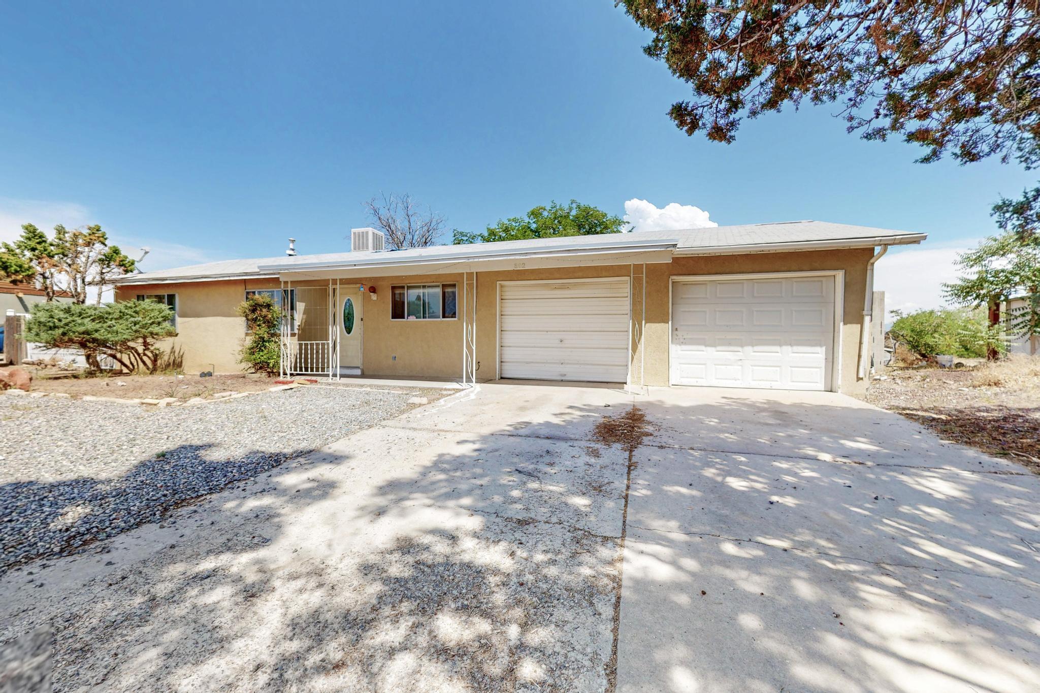 802 Gral Trevino Drive, Rio Rancho, New Mexico image 4