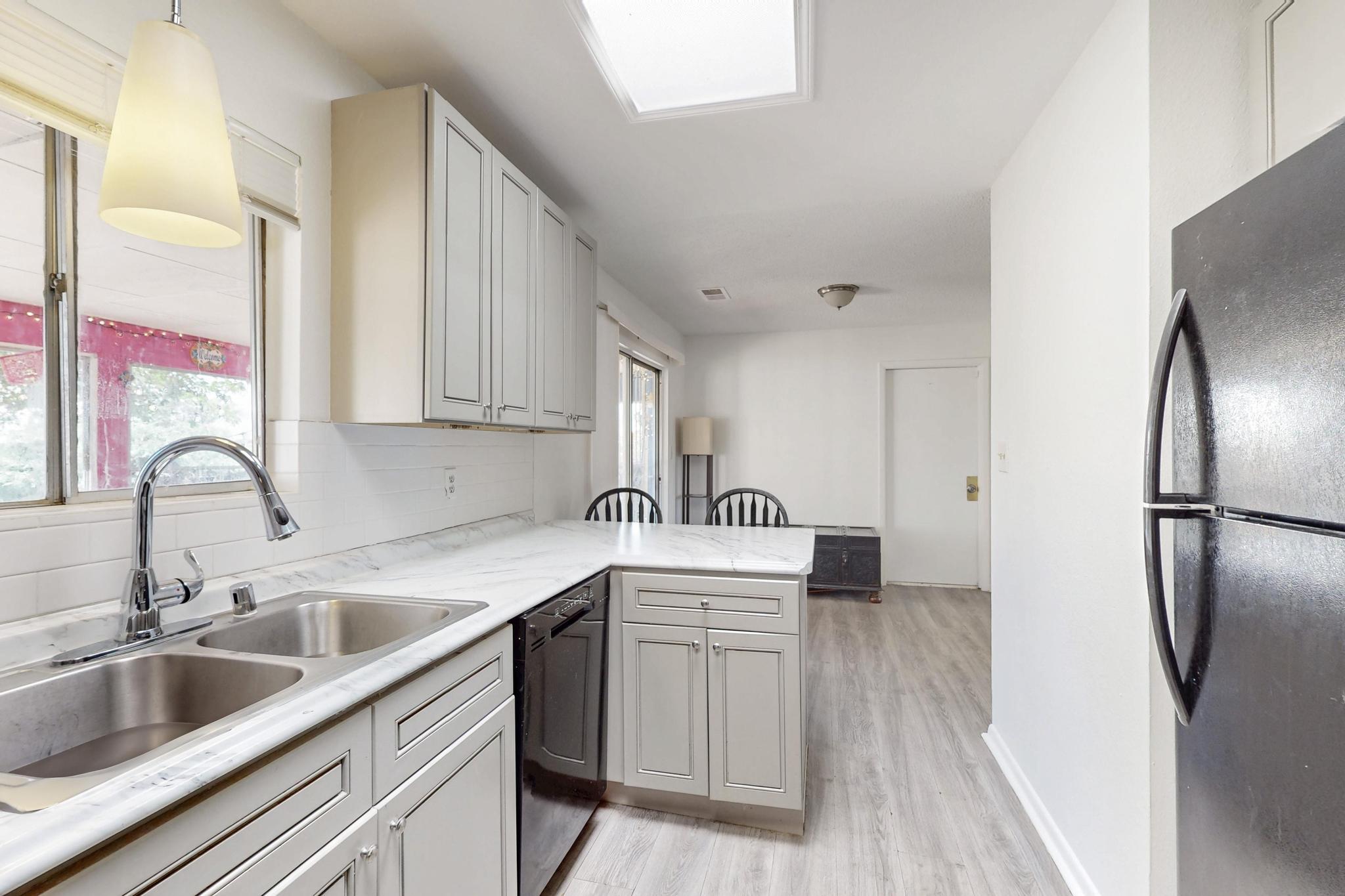 802 Gral Trevino Drive, Rio Rancho, New Mexico image 23