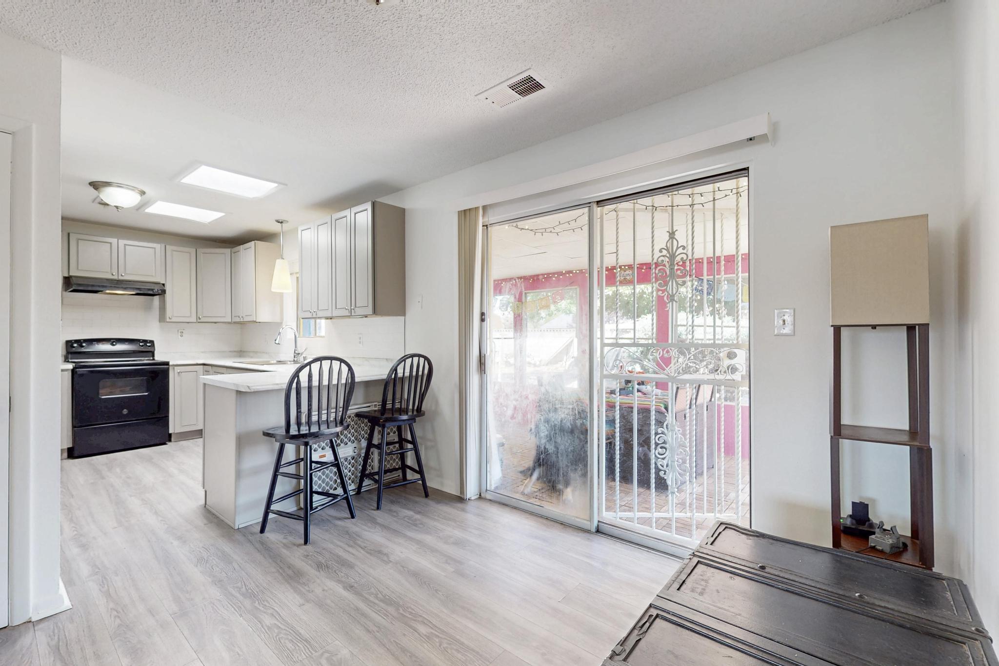 802 Gral Trevino Drive, Rio Rancho, New Mexico image 20